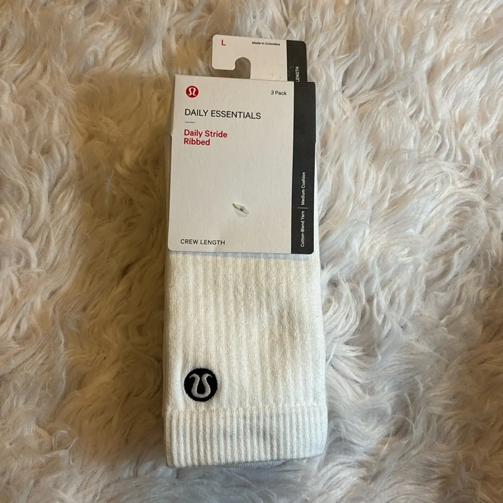 Lululemon Women’s Daily Stride Ribbed Comfort Crew Sock Stripe *3 pack, White, L